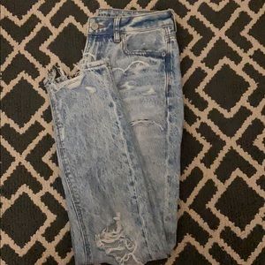 American Eagle Mom Jeans